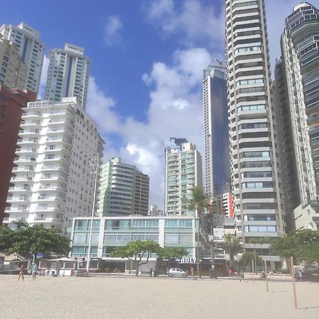 Balneario Camboriu 4 Quartos Avenida Atlantica Exterior foto